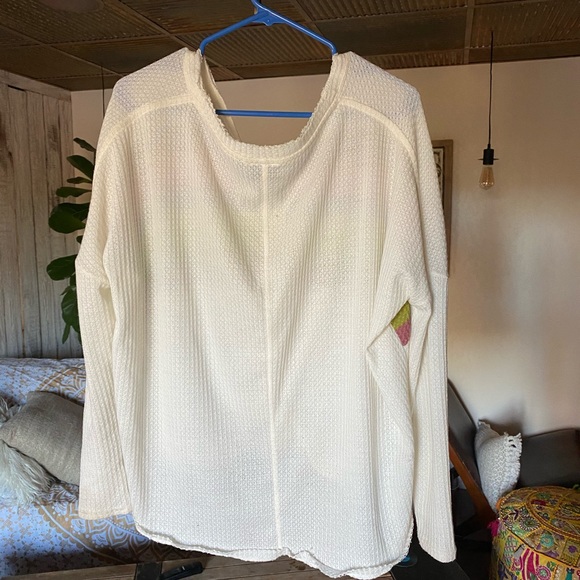 Urban Outfitters Long Sleeve Button Shirt - Picture 5 of 5